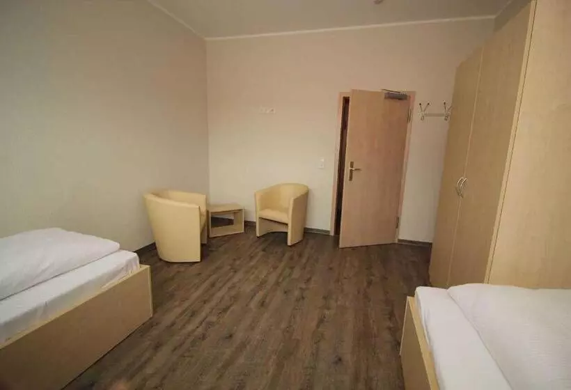 پانسیون Kutterfisch Kajüten Direkt Im Stadthafen