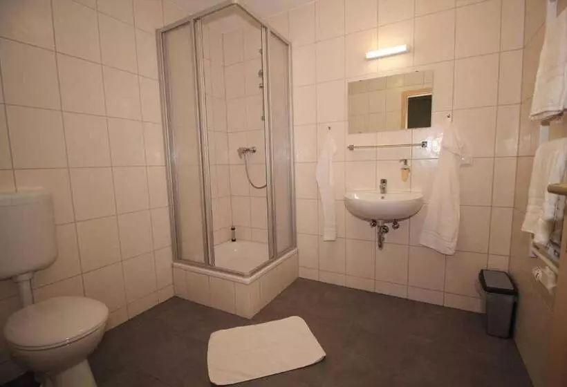 پانسیون Kutterfisch Kajüten Direkt Im Stadthafen