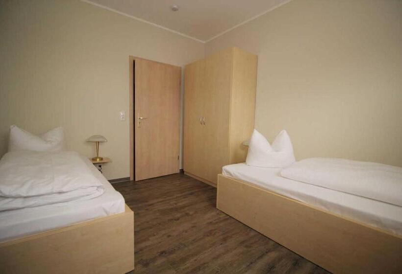 Пансион Kutterfisch Kajüten Direkt Im Stadthafen