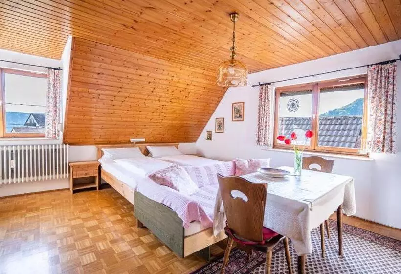 ペンション Zum Torkelhaus