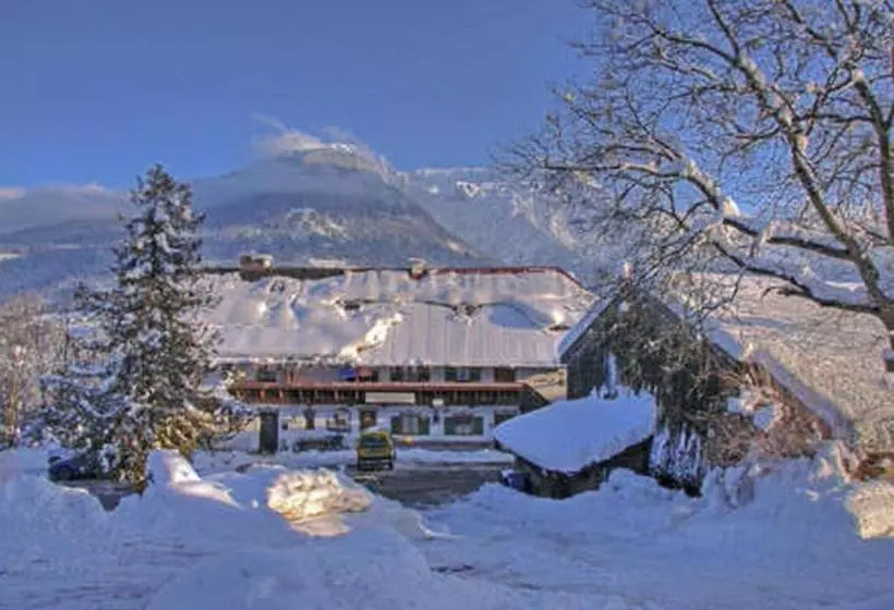 ペンション Berggasthof Oberkälberstein
