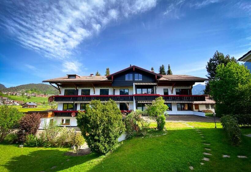 پانسیون Gästehaus Weller