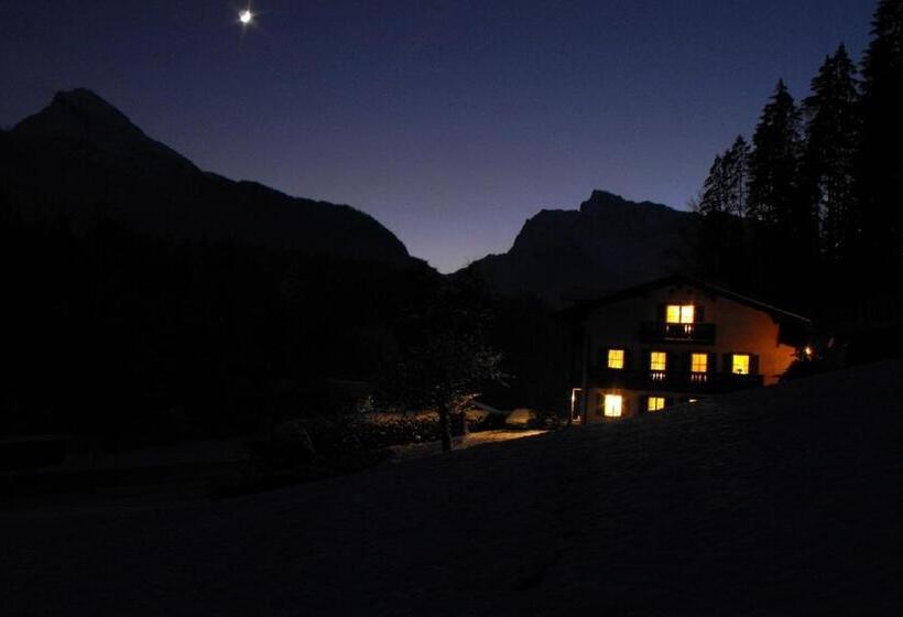 بنسيون Landhaus Degen