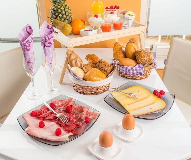 住宿加早餐 Villa Eltins