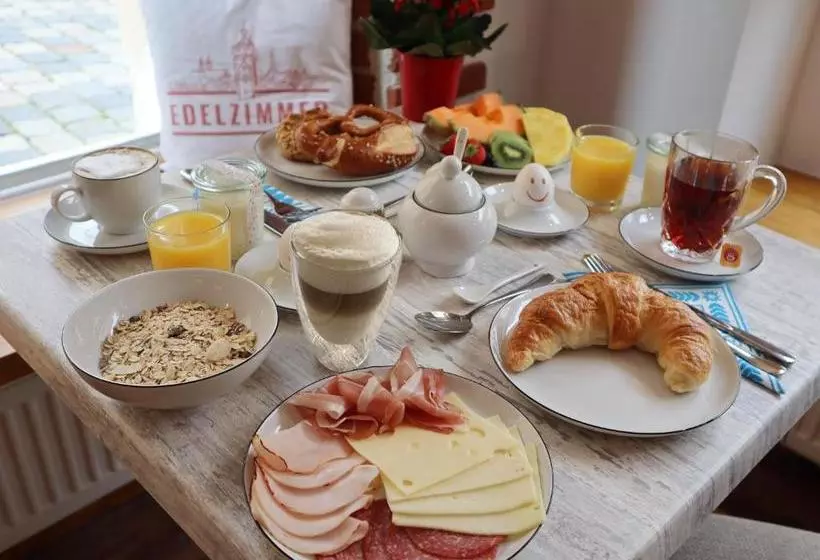 Gästehaus Edelzimmer