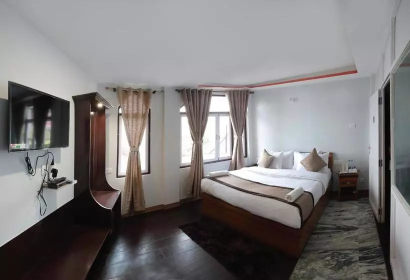 ホテル Kasturi Palace And Restaurant