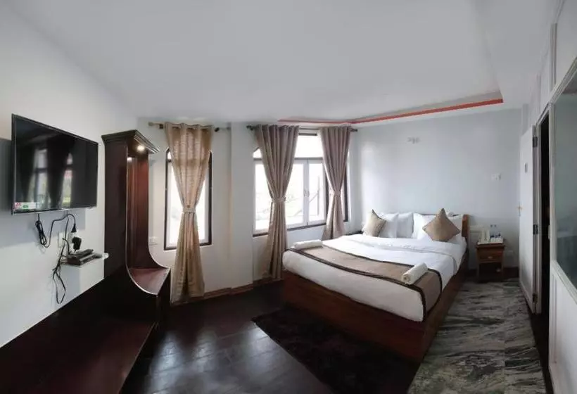 ホテル Kasturi Palace And Restaurant