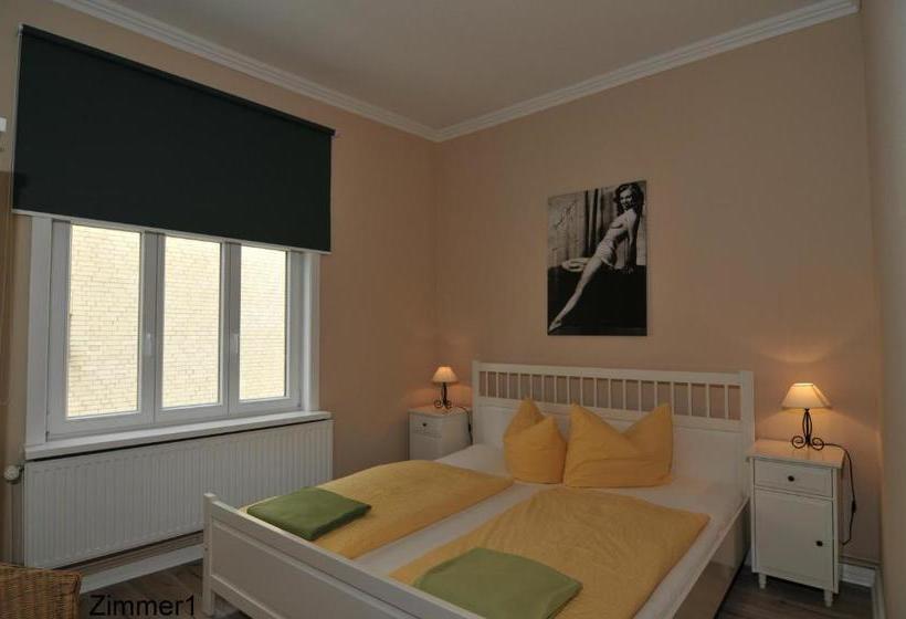 ペンション Café Orth