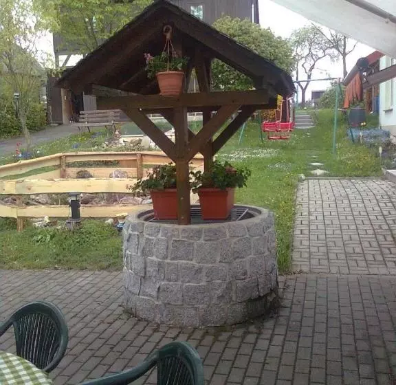 Majatalo Gasthof Zur Linde