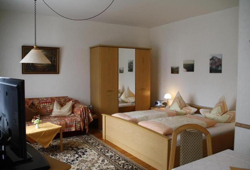 פנסיון Gästehaus Kirchlay