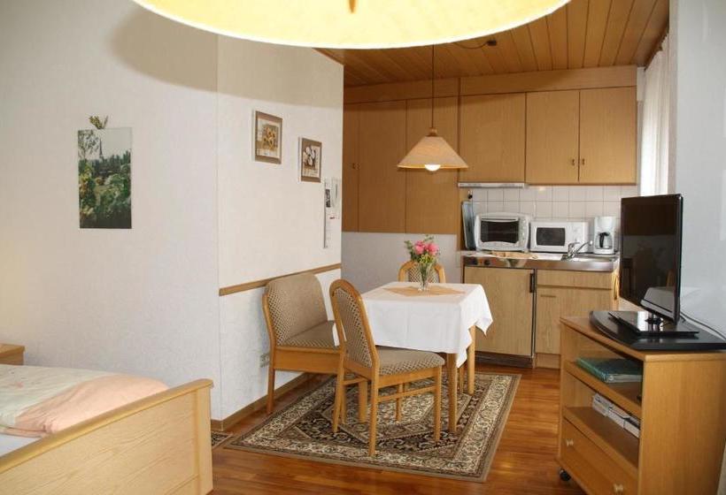 פנסיון Gästehaus Kirchlay