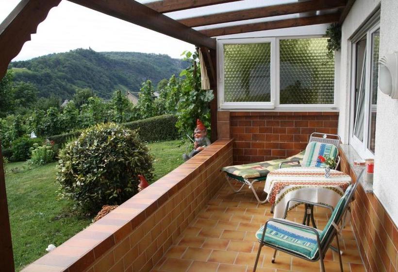 פנסיון Gästehaus Kirchlay