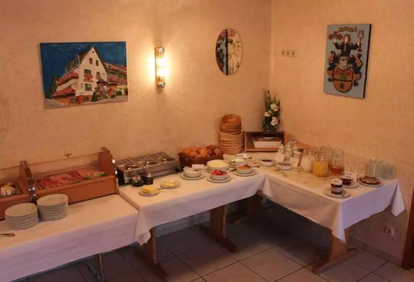 پانسیون Landgasthof Hotel Sauer