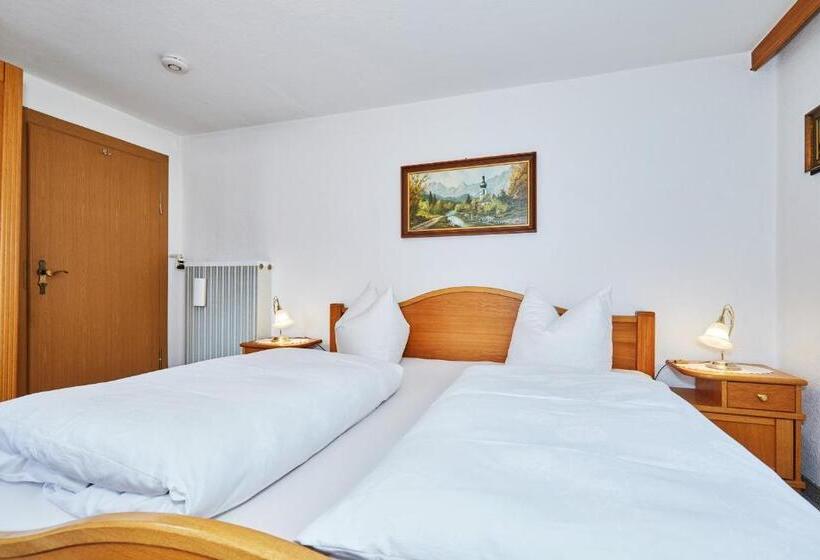 Pensão Landhaus Lengg