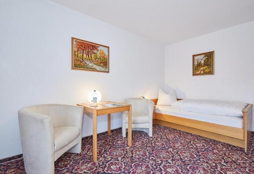 Pensão Landhaus Lengg