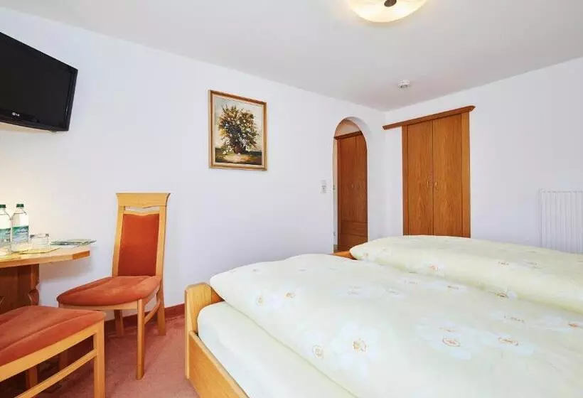 Majatalo Landhaus Lengg