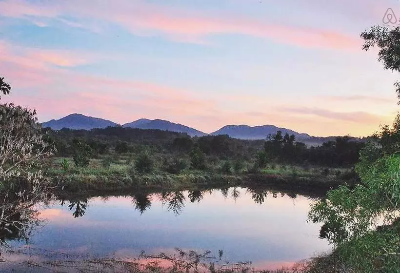 Retkeilymaja Thai Muang Resort