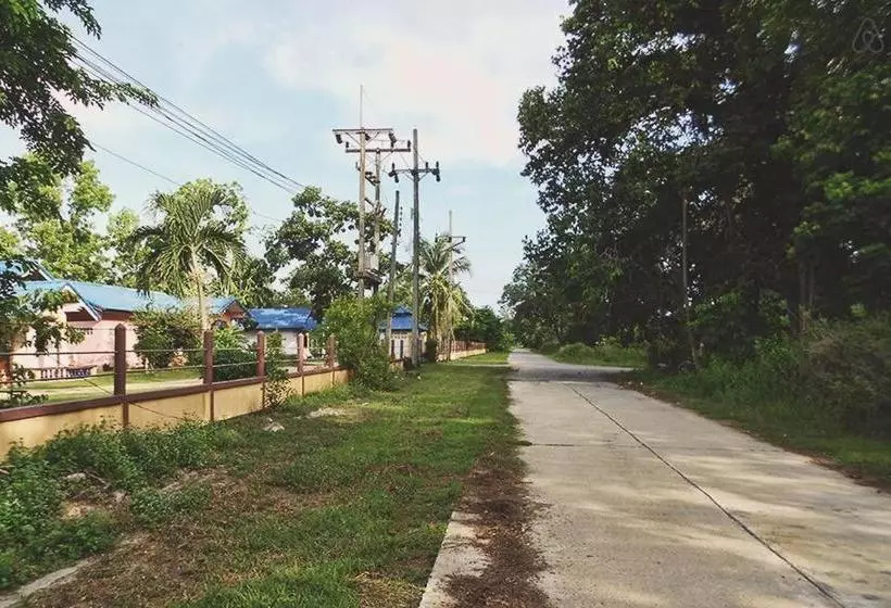 Retkeilymaja Thai Muang Resort