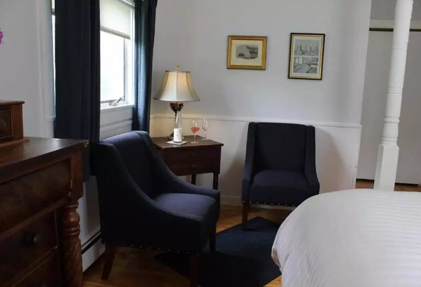 ユースホステル The Bradley Inn