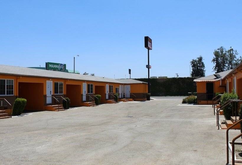 Aristocrat Motel