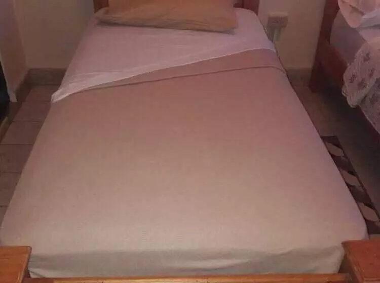 ペンション Blasina Hostal   Hostel