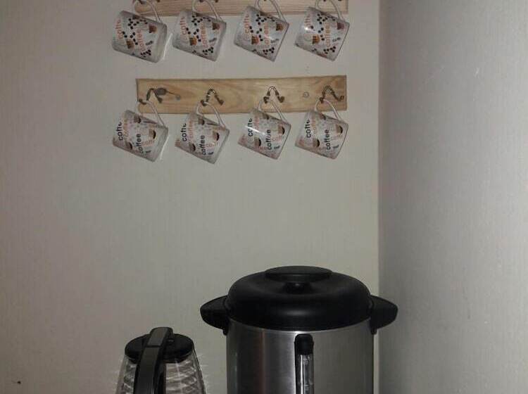 ペンション Blasina Hostal   Hostel