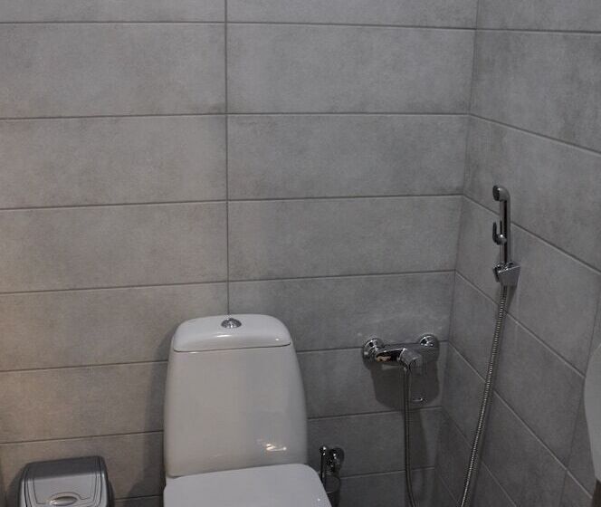 Full House Capsule Hostel