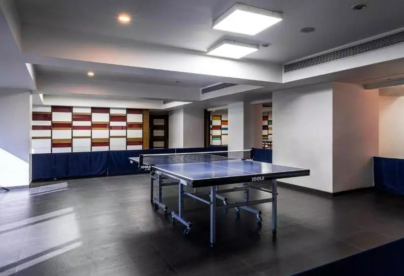 Hotelli Mint Club 29
