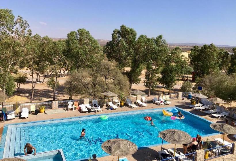 بنسيون Camping & Hôtel Le Calme