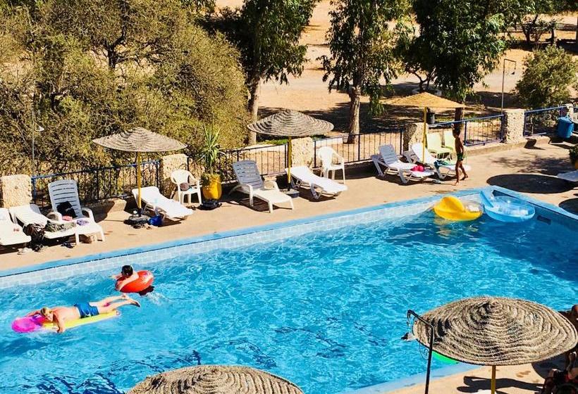 بنسيون Camping & Hôtel Le Calme