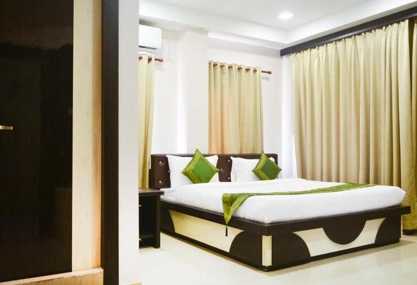 Treebo Trend Hotel Rudraksh