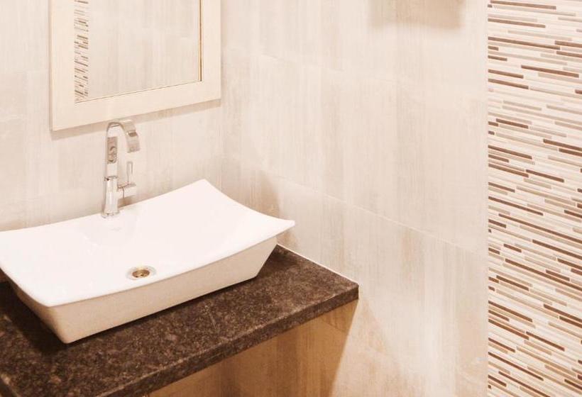 Treebo Trend Hotel Rudraksh