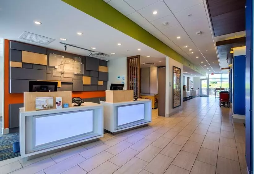 Hotelli Holiday Inn Express & Suites Reedsville   State Coll Area By Ihg