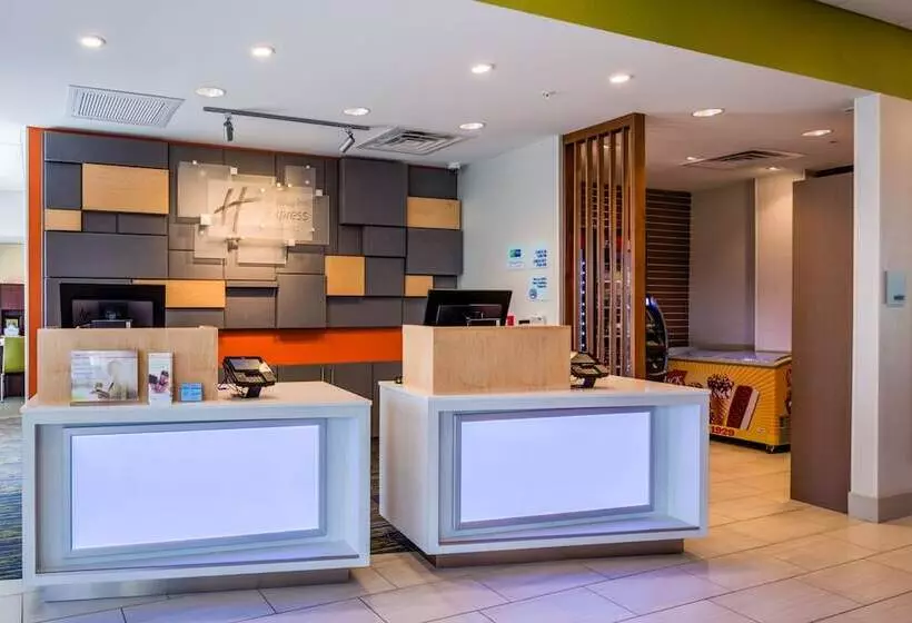 Hotelli Holiday Inn Express & Suites Reedsville   State Coll Area By Ihg