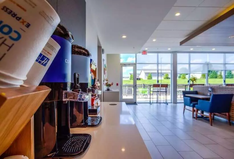 Hotelli Holiday Inn Express & Suites Reedsville   State Coll Area By Ihg