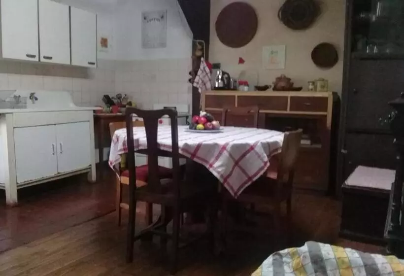 پانسیون Doña Irene B & B