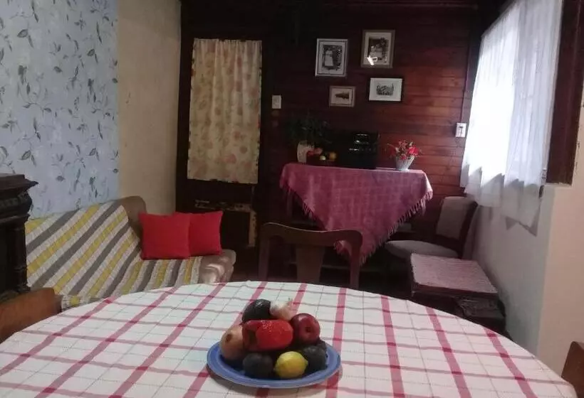 پانسیون Doña Irene B & B