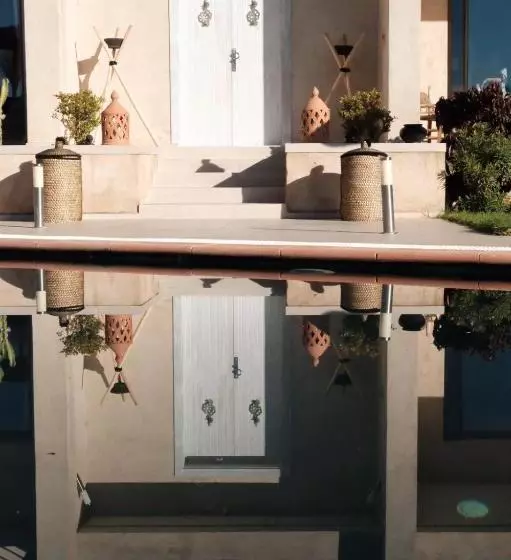 Majatalo La Maison Rayhan