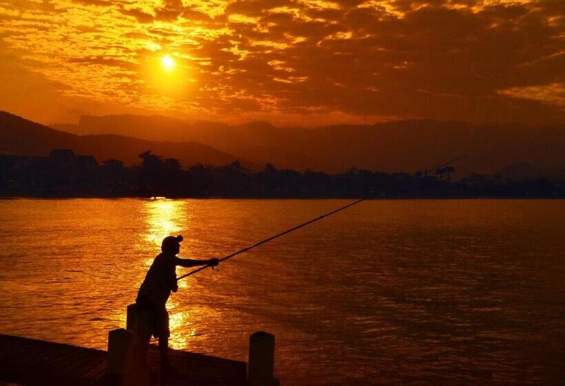 پانسیون Suítes Canoas Ubatuba