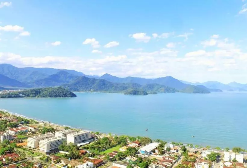 ペンション Suítes Canoas Ubatuba