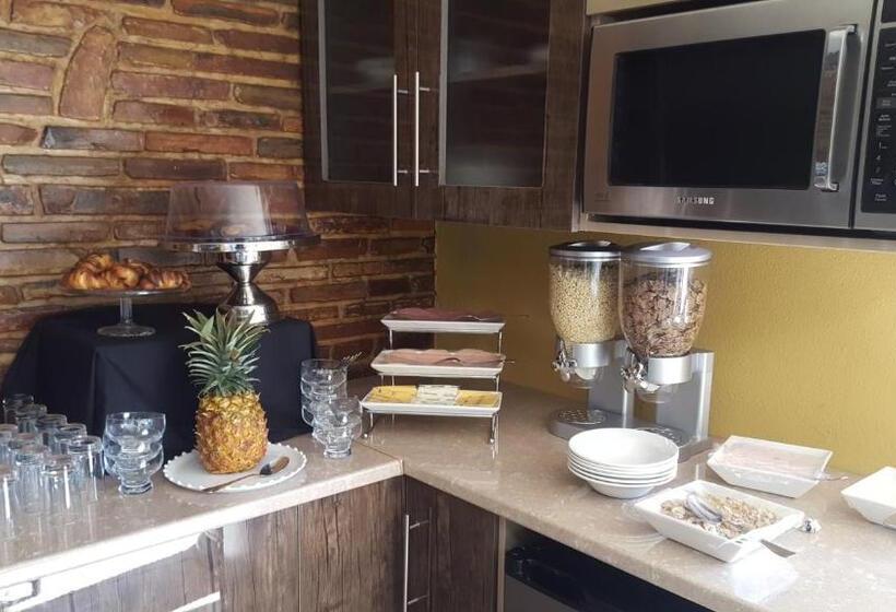 Пансион Villa Mikamora