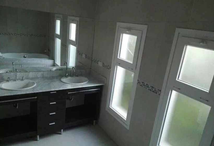 Retkeilymaja Hosteria Ruphay