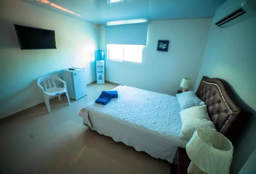 Retkeilymaja Ocean Blue Beach