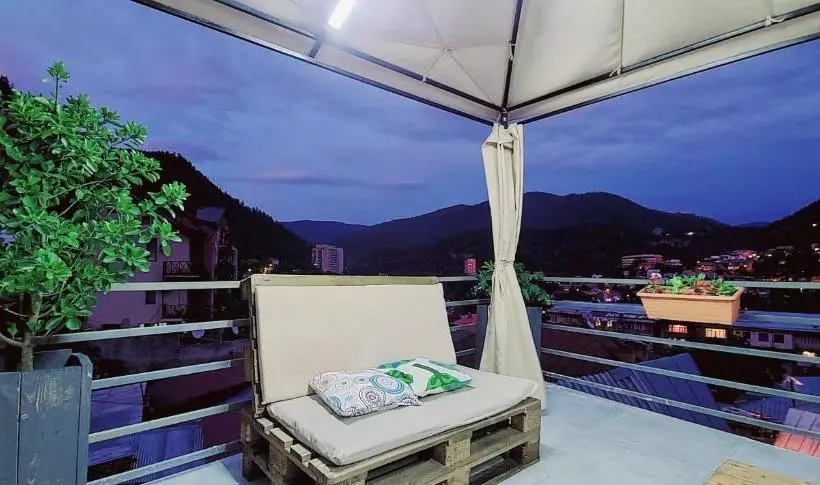 پانسیون Borjomi Inn
