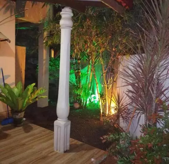 Majatalo Lasindu Guest