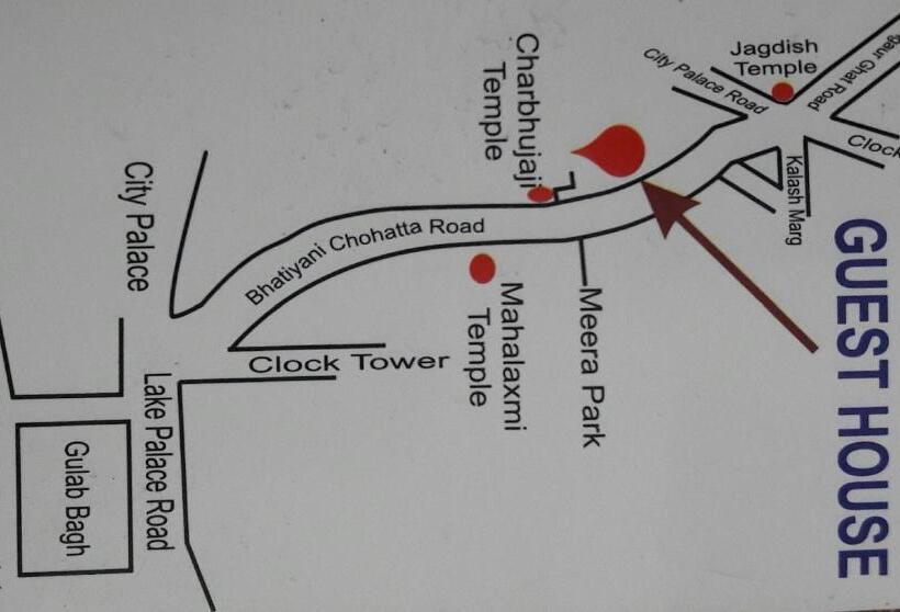 بنسيون Nandini Paying Guest House