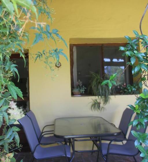 ユースホステル La Casa De Wanda