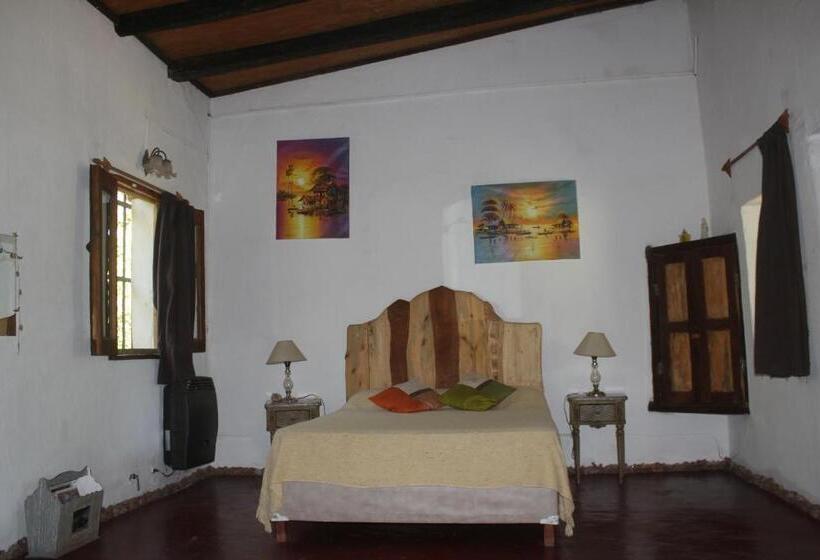 ユースホステル La Casa De Wanda