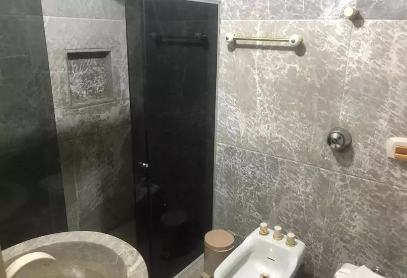 پانسیون Albergo Alegria