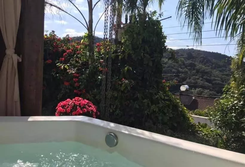 پانسیون Albergo Alegria